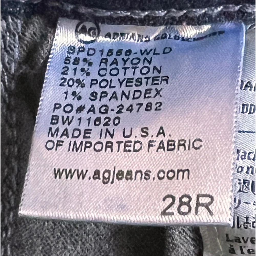 AG Jeans Woman’s high-rise slim straight ankle. Size 28R